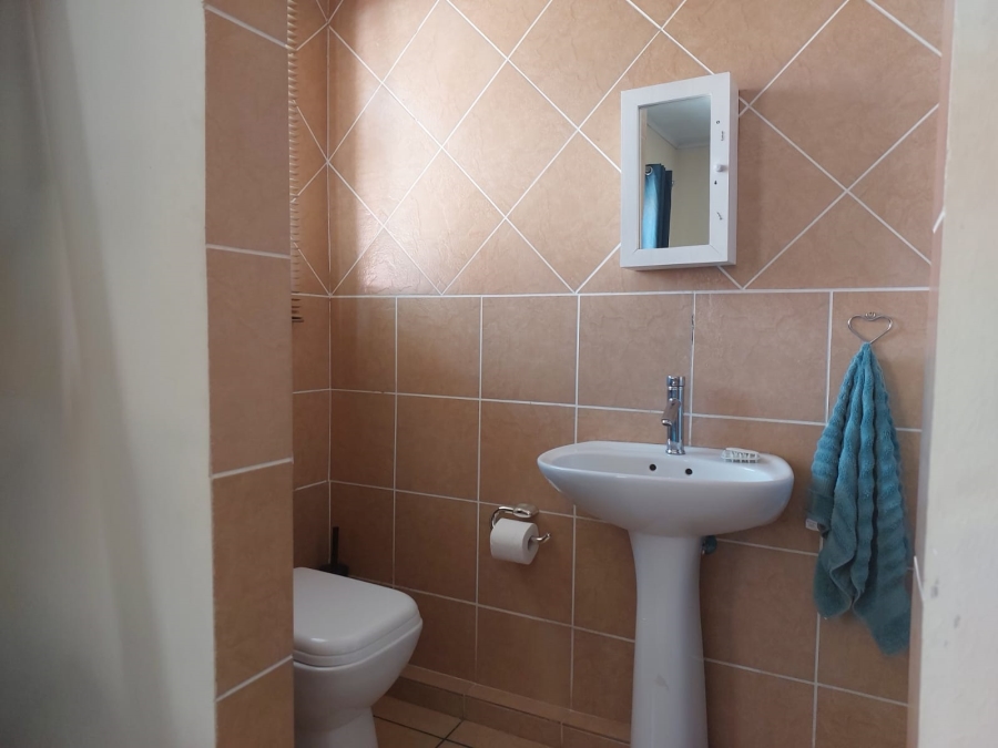 3 Bedroom Property for Sale in Waterval East North West